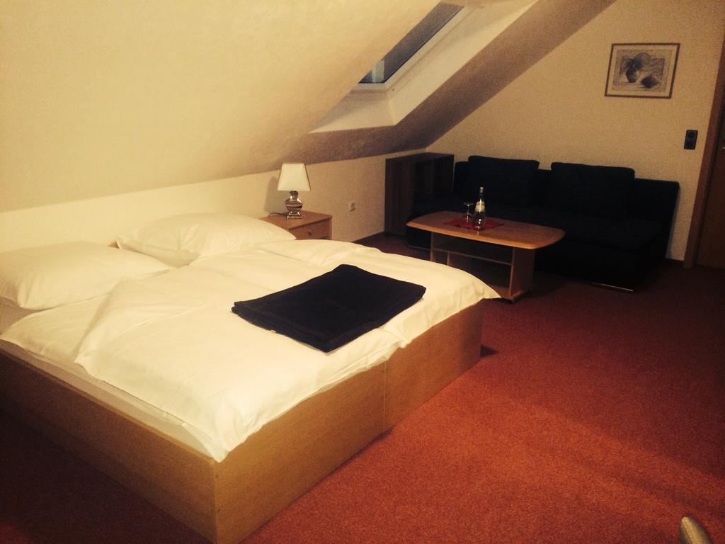 Hotel Friesenhof Westoverledingen Værelse billede